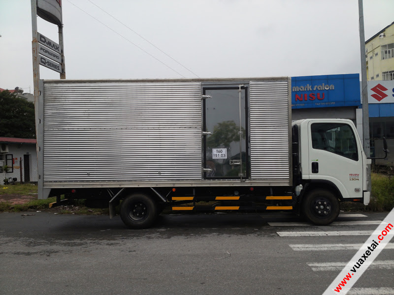 isuzu 3t5 thung kin