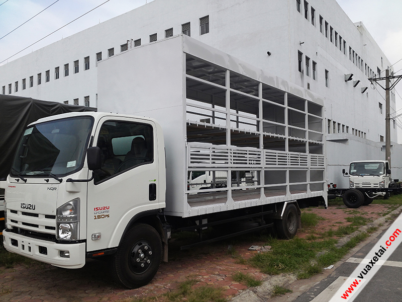 isuzu 5t thung cho xe may