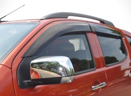 ve_che_mua_isuzu_dmax_xmotion