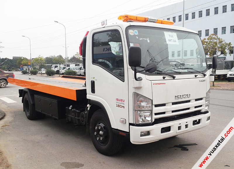 xe cứu hộ isuzu 5,5 tấn